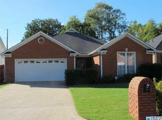 1036 Brookstone Ln, Birmingham, AL 35235