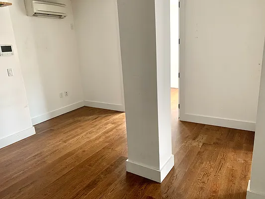 Rented by Nooklyn NYC LLC | media 86