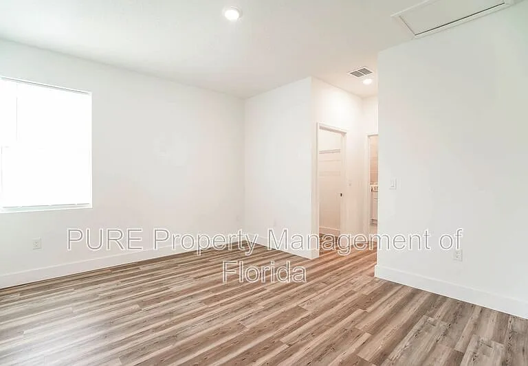 4475 NW 1st Ter — Photo 9