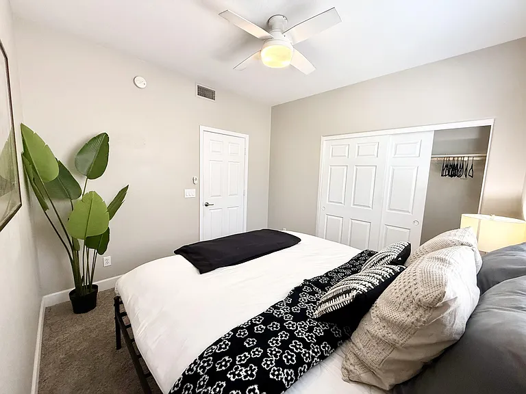 King Bed | Room 2| Private Bath