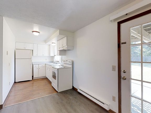 2nd image of 6040 County Road 41 #1
