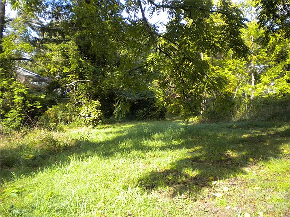 3rd image of 22 Hemlock Dr #2327