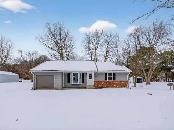 660 W 1st St, Calhoun, KY 42327