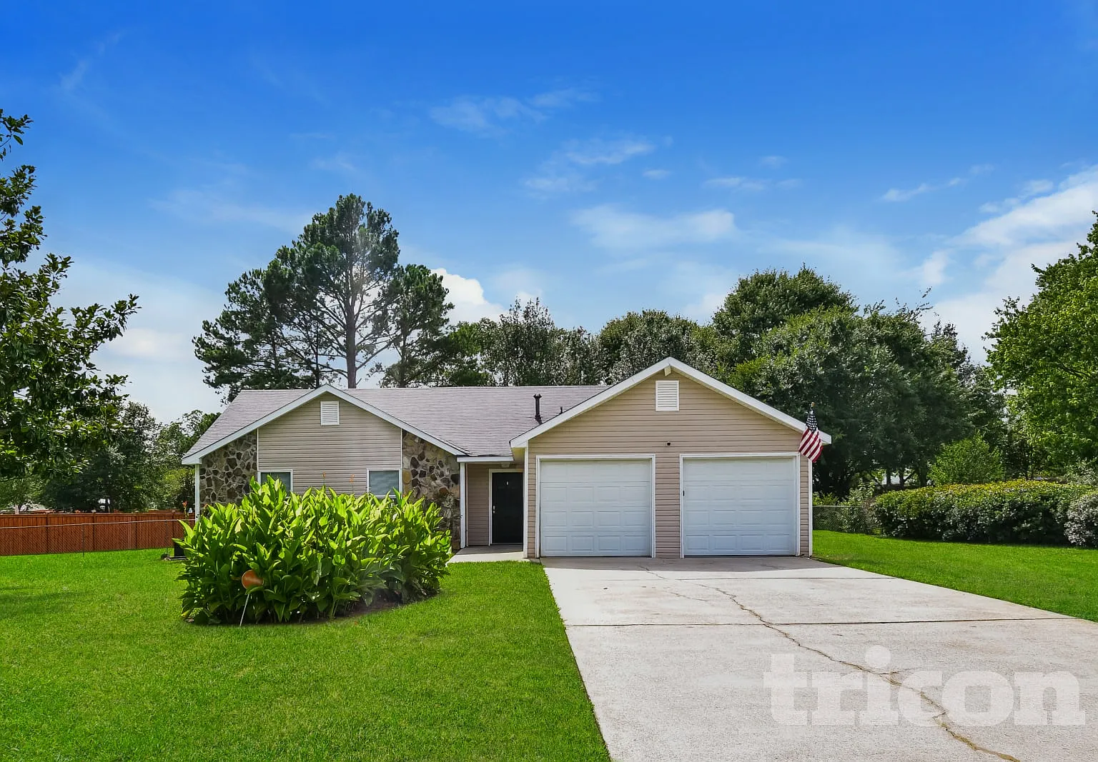 125 Birch Creek Circle McDonough GA — Photo 1