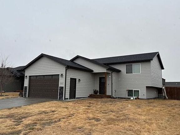 2nd image of 6543 Abelia St