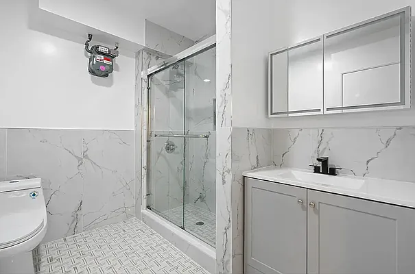 Rented by Living New York | media 36