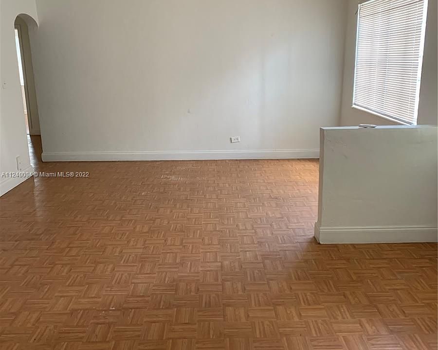 2nd image of 711 Beacom Blvd #6