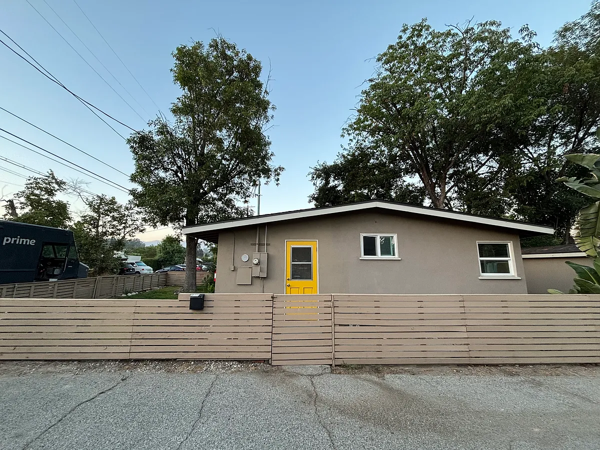 Building Photo - 312 Chestnut Ave