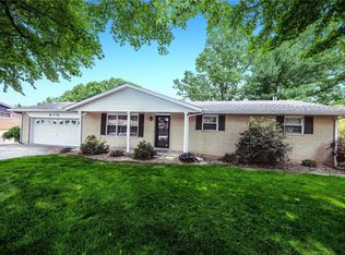 102 Middlegate Ln, Collinsville, IL