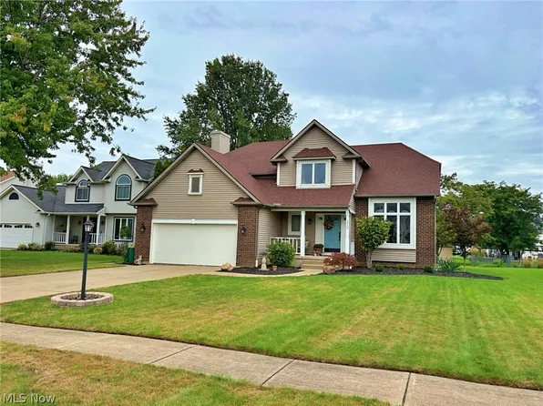 5920 Province Ct, Lorain, OH 44053