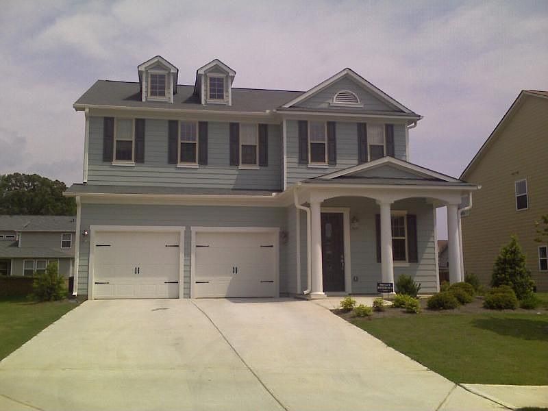 1st image of 410 Waverly Pl