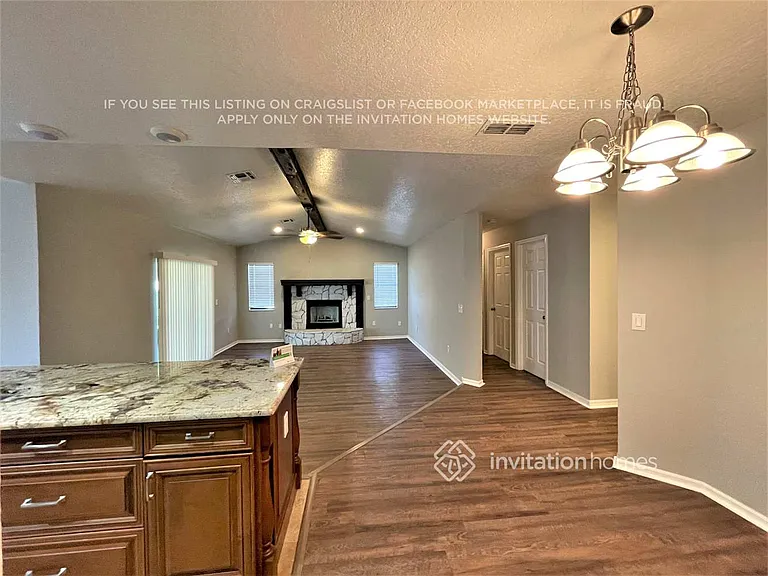 9105 Bearcat Rd — Photo 2