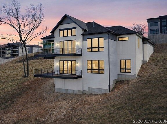 2nd image of 5517 Harpers Dr