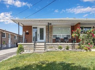 24 Hucknall Rd, Toronto, ON M3J 1V8