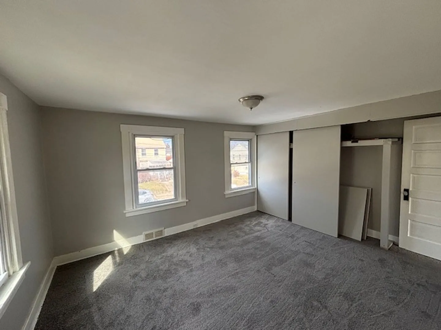 618 Farnsworth Ave. Clairton, PA 15025 2 bed/1 bath — Photo 4