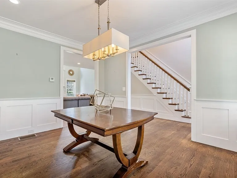12 Pelham Rd — Photo 8