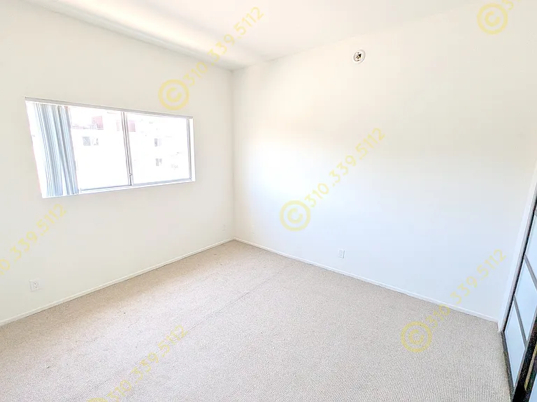 2481 Corinth Ave — Photo 18