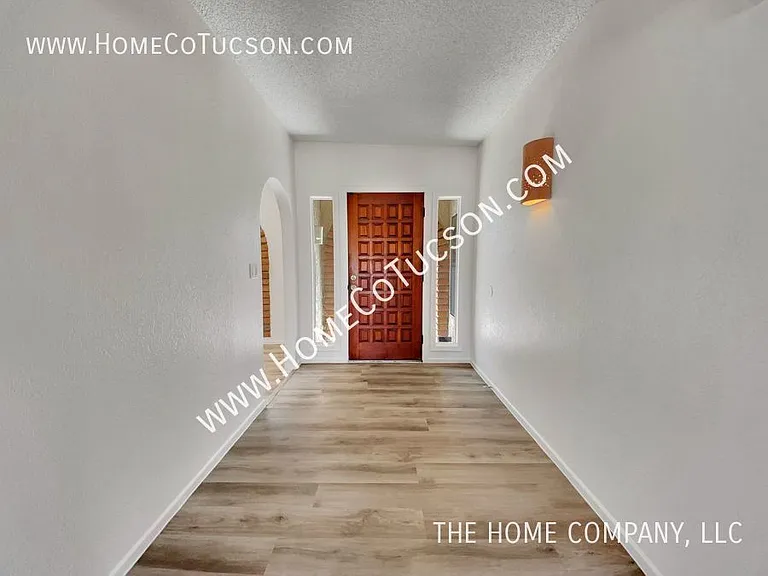 5243 N Stonehouse Pl — Photo 6