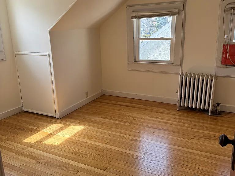 413 E 7th Ave — Photo 11