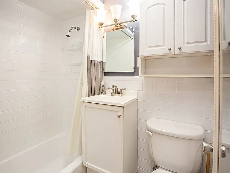 290 Commonwealth Ave #20 — Photo 16