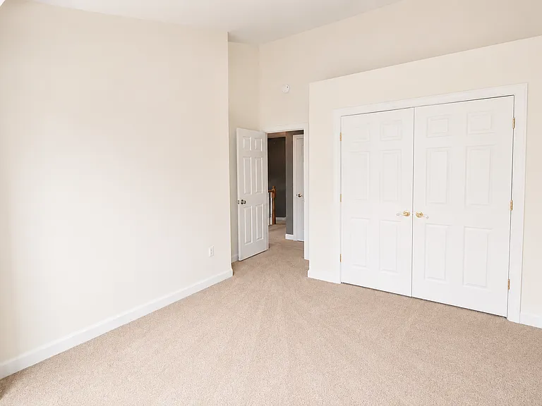 2218 Mears Ln — Photo 17