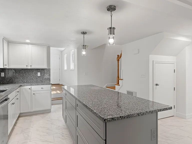 10 Cannon Hill Ave #B — Photo 10