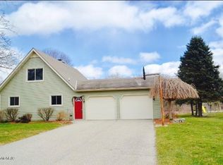 3683 Volkers St, Hamilton, MI 49419