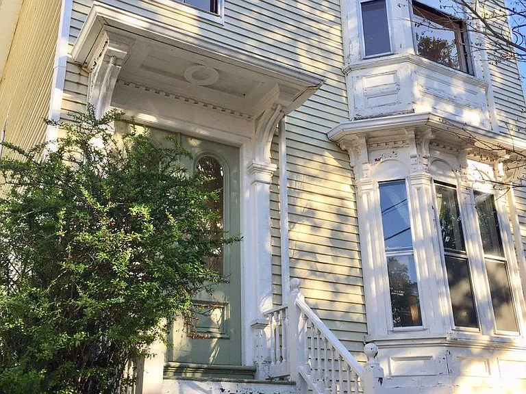 40 Spruce Street — Photo 3