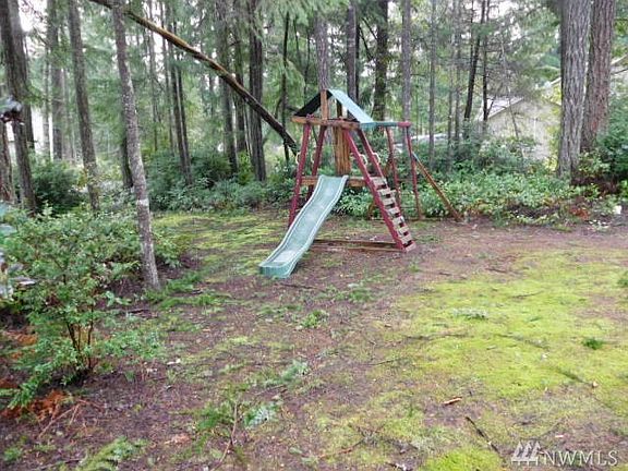 2nd image of 1088 SE Saint Patrick Ct