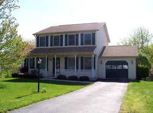89 Gardenia Dr, Hanover, PA 17331