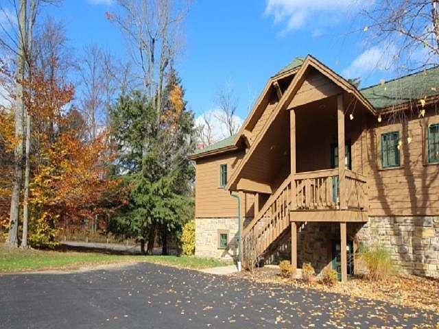 1st image of 8013 Canterbury Dr
