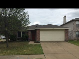 217 Crystalwood Dr, Mesquite, TX 75149