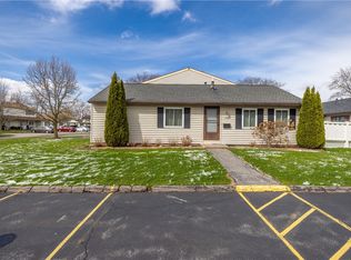 112 Norwich Dr, Rochester, NY 14624