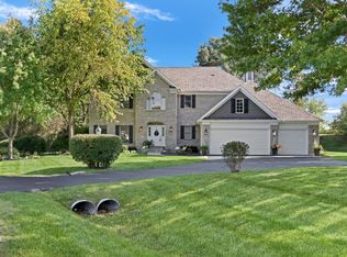 3696 Tamarack Cir, Crystal Lake, IL 60012