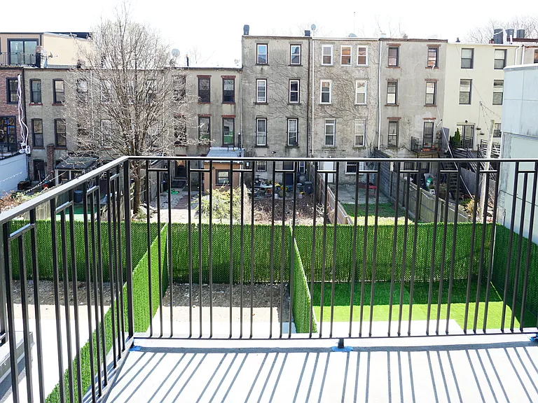 774 Lexington Ave #4B — Photo 1