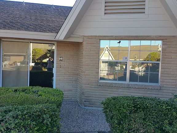 2nd image of 601 Hibiscus Ave