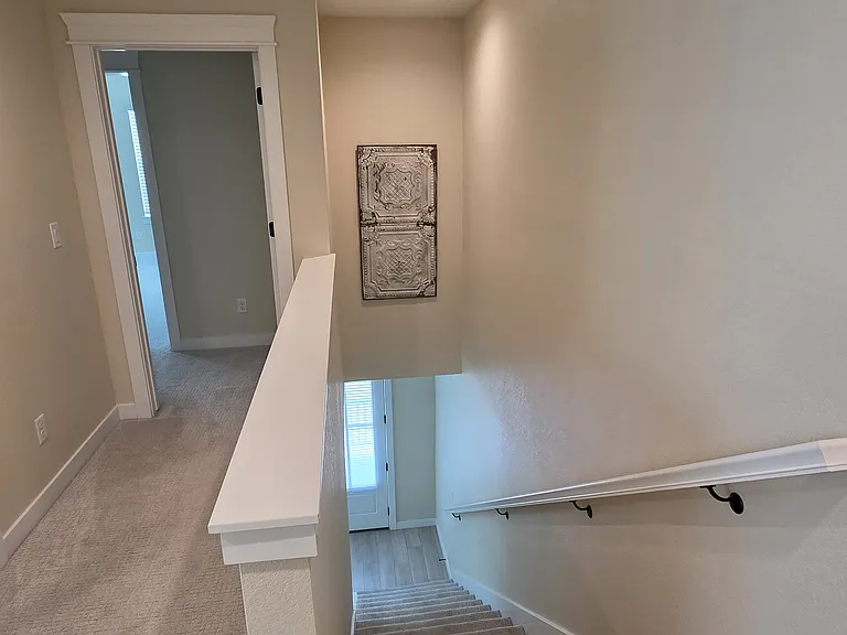 184 Ash Cir — Photo 8