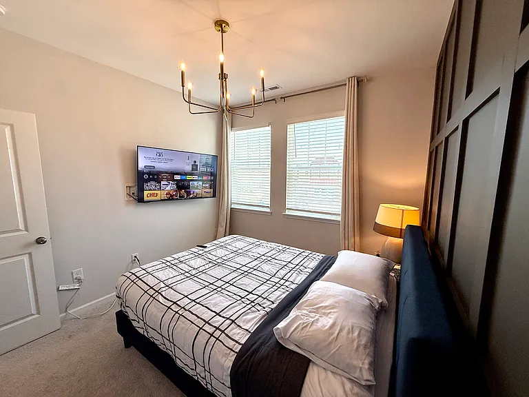 1251 Commack Dr — Photo 11