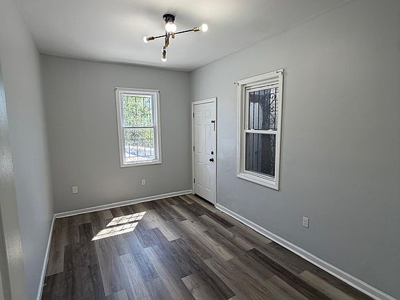 4th image of 235 2nd St #3