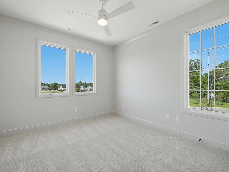 1890 Dawson Cir — Photo 23