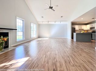 159 Tanglewood Pl, Morganville, NJ 07751