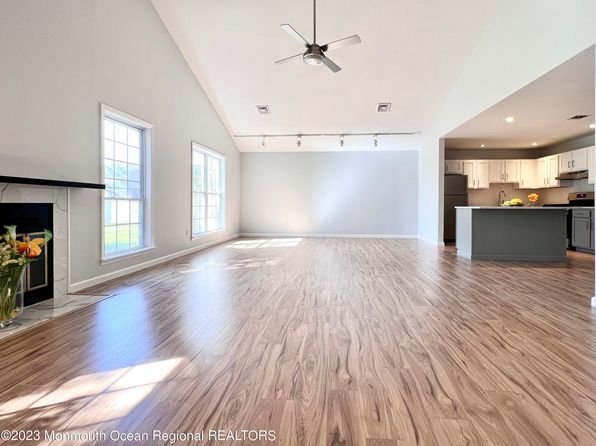 159 Tanglewood Pl