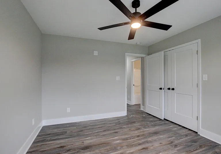 128 Riverbend Dr — Photo 97