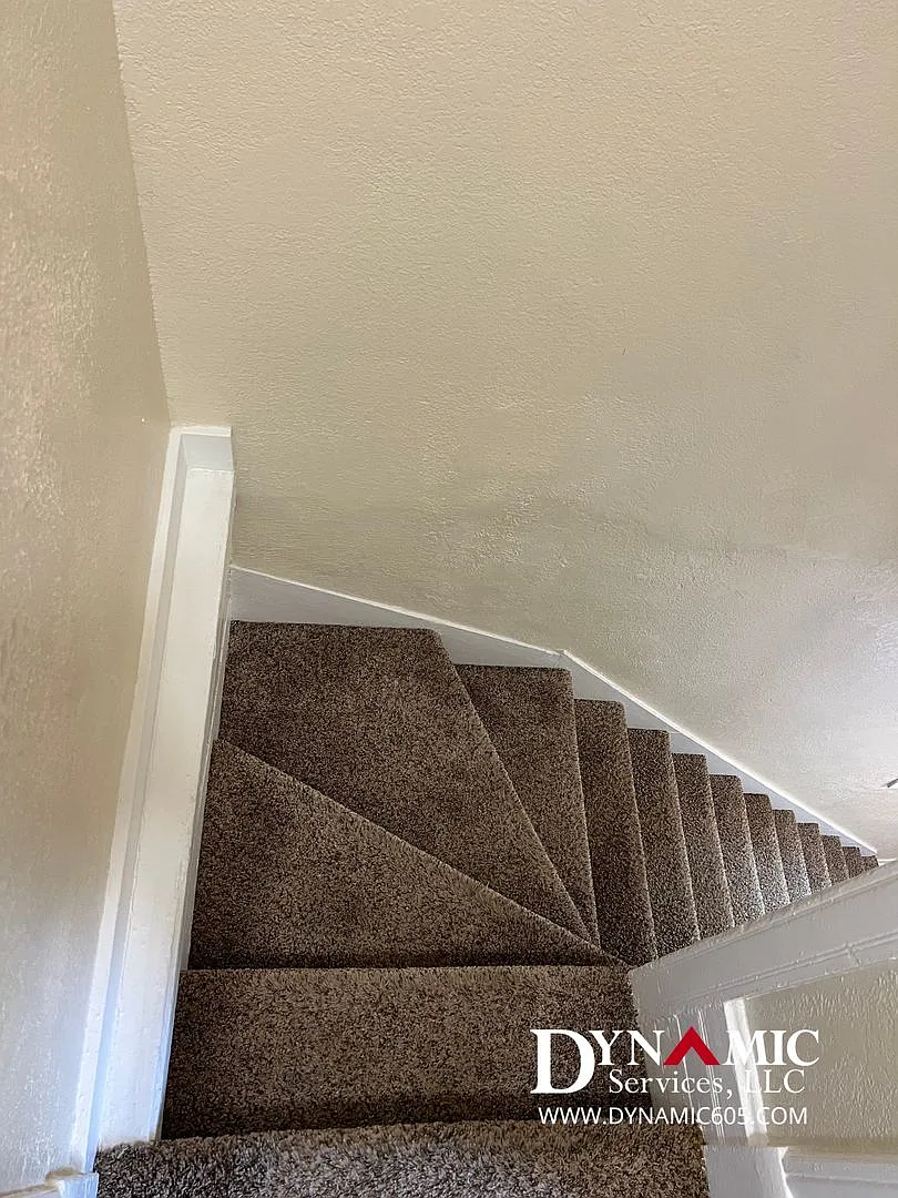 811 S Summit Ave — Photo 3