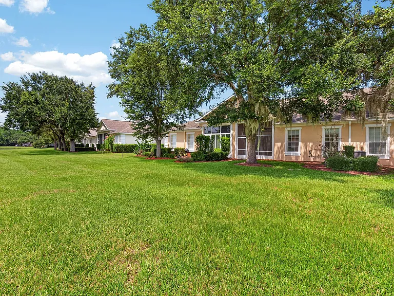 166 Sedona Cir — Photo 48