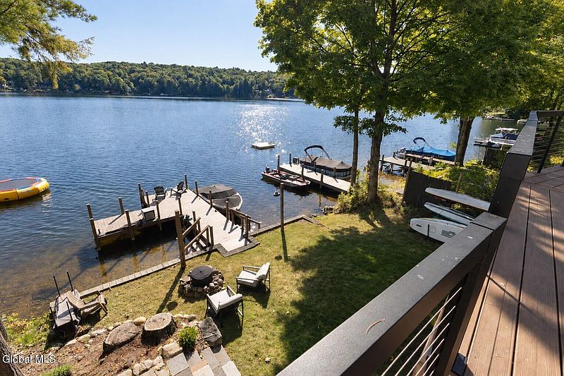 5th image of 388 Hadlock Pond Road