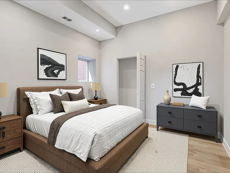 6240 W Belmont Ave #101 — Photo 4