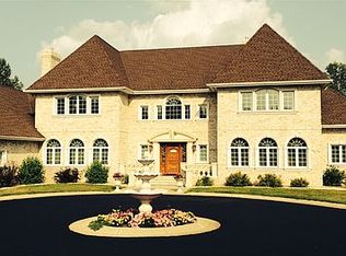 22638 Henderson Rd, Cohasset, MN 55721