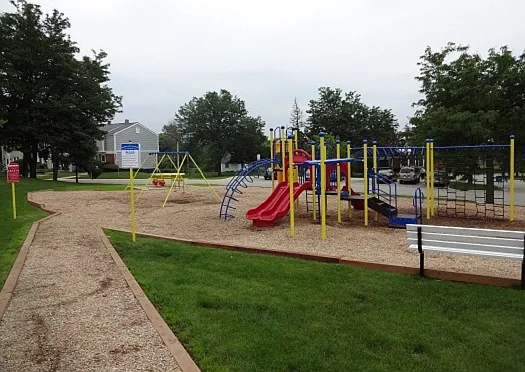 1815 Williamsburg Dr — Photo 28