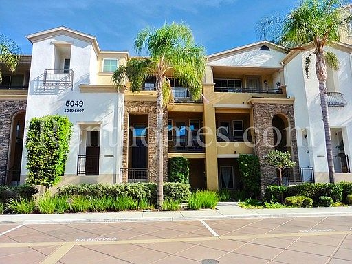 1st image of 5069 Plaza Promenade